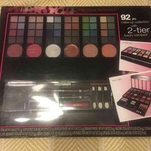 New Make-Up Palette Compact Set
