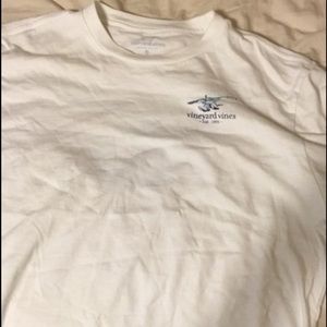 Vineyard Vines youth tshirt