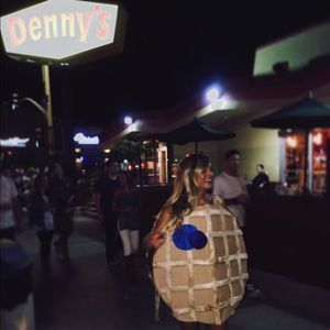 Meet your Posher, Allison