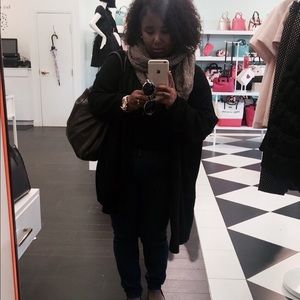 Meet your Posher, Lanora