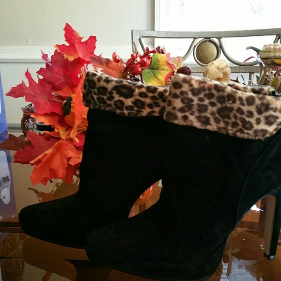 Shoe boots