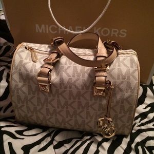 Michael Kors Vanilla Grayson