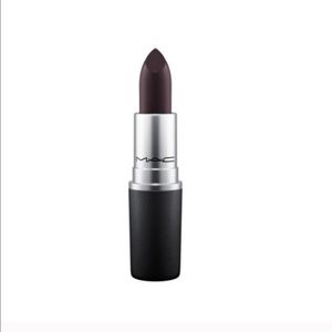 Bundle Mac lipstick which witch and eyeliner