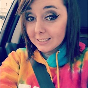 Meet your Posher, Hope