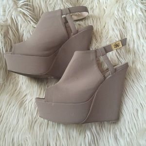 Naomi Wedge Sandals