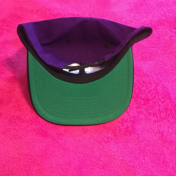 One Direction Cap 🎀 - Picture 2 of 3