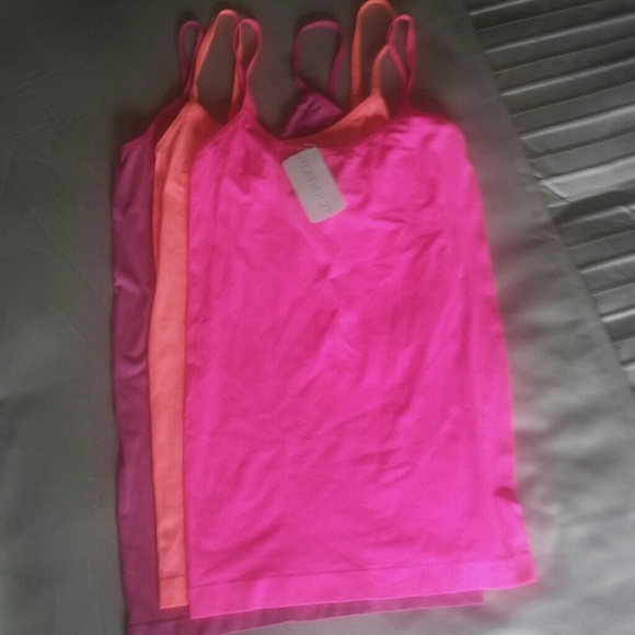 Three Tanks - Picture 3 of 4