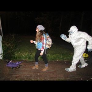 Meet your Posher, Lora