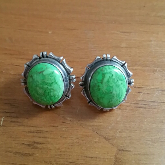 Sterling silver gaspeite earrings
