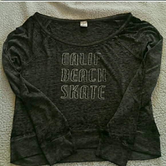 NWOT Hollister long sleeve t shirt
