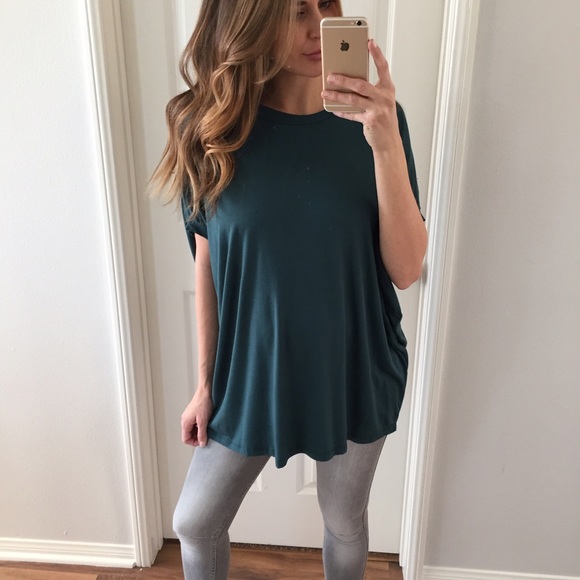Sold • Hunter Green Short Sleeve Dolman Top - Picture 4 of 4