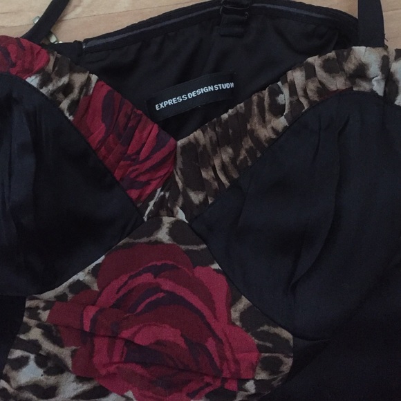 Express top - Picture 2 of 2