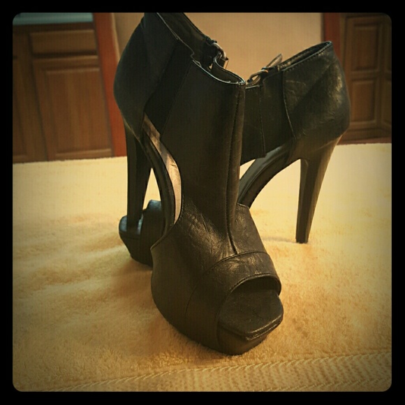 Black heels