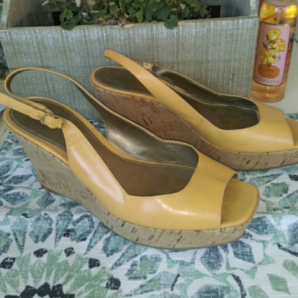 Marc fisher wedges