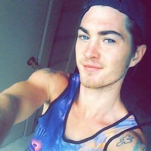 Meet your Posher, Corbin