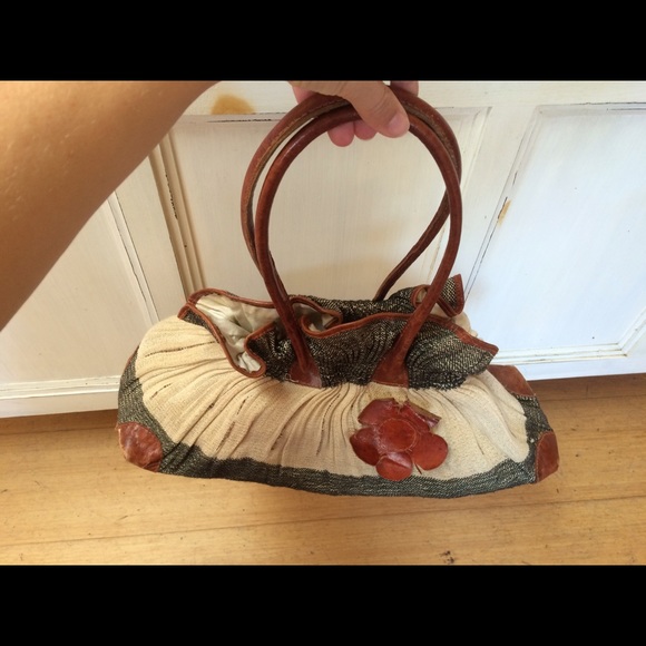 SOLD Crochet Vintage handmade purse w/  leather - Picture 3 of 4