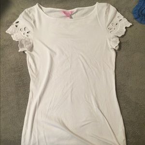 Lilly Pulitzer teeshirt