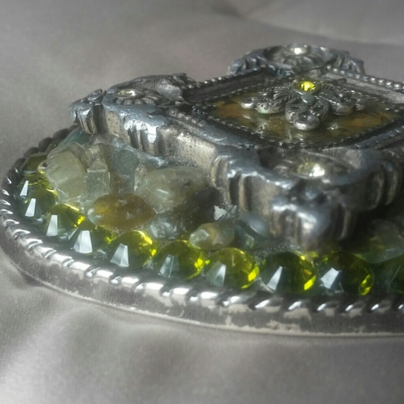Artists Belt Buckle - Beautiful Real Stones - Picture 2 of 4