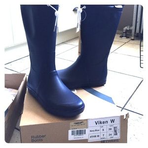 Tretorn rain boots