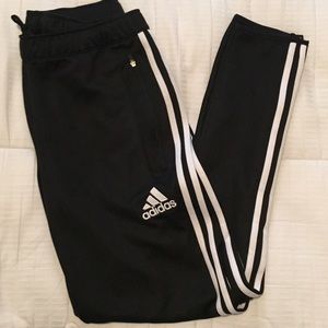 Men's medium Adidas Joggers