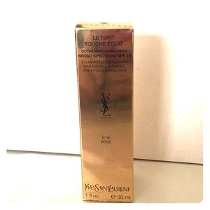 YSL Le Teint Touché Éclat Foundation B30