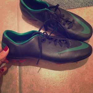 Mericurial soccer cleats. Perfect condition!