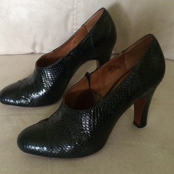 Hot Frye Booties!