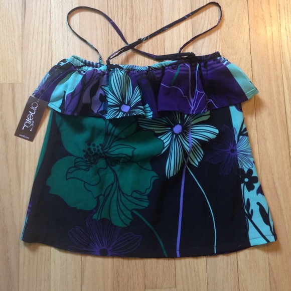 NWT O'Neill Top XS - Adjustable straps. - Picture 3 of 4