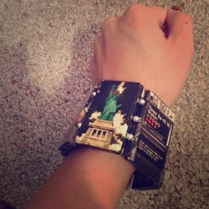 Adorable New York bracelet!