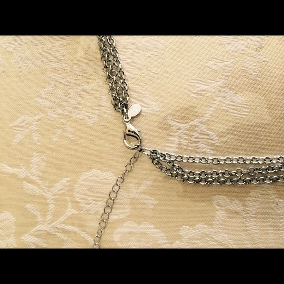 Beautiful necklace - Picture 2 of 4