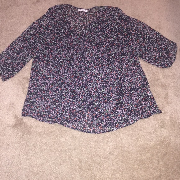 Liz Claiborne button down top - Picture 2 of 3