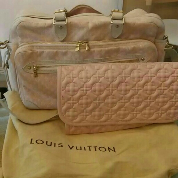 Authentic Louis Vuitton Daiper bag! - Picture 2 of 4