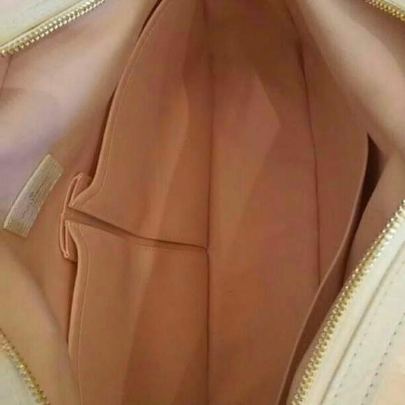 Authentic Louis Vuitton Daiper bag! - Picture 3 of 4