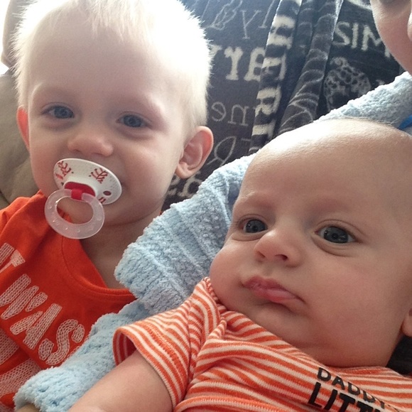 My beautiful family! 💗✨ - Picture 3 of 4