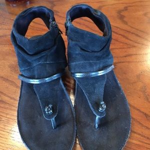 Aerosoles T-strap sandals