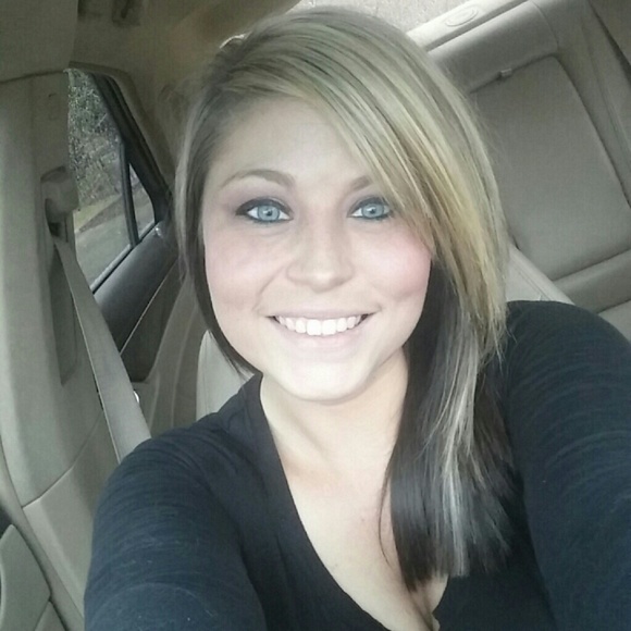 Meet your Posher, Karen - Picture 1 of 1