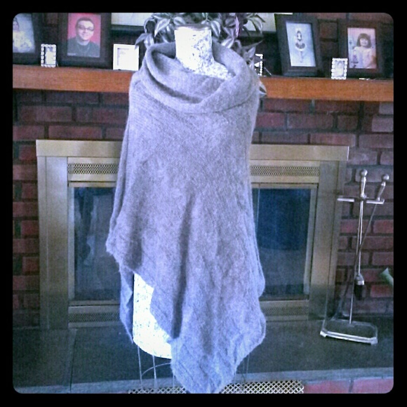 NWOT Grey poncho