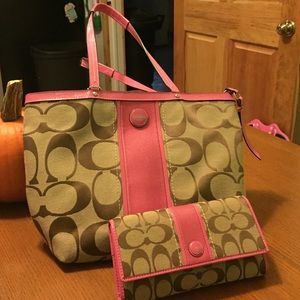 Coach purse with matching wallet