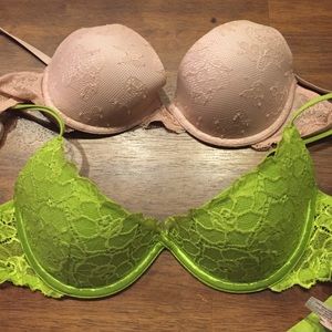 Pre loved VS bras