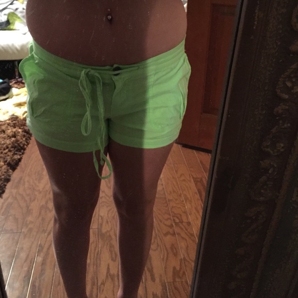Scarlet Boulevard shorts-- size XS