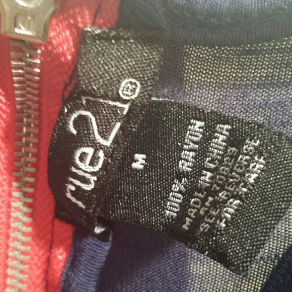 Top - Picture 3 of 3