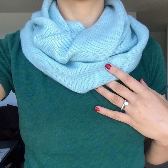 Halogen Cashmere scarf! New!