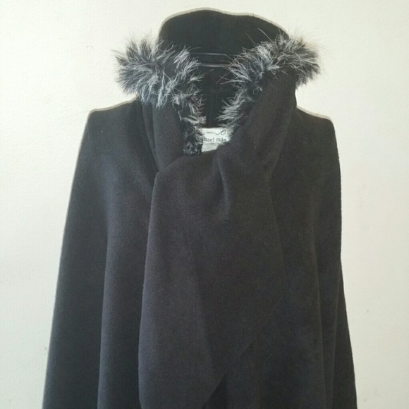 Poncho Shawl Cape with Fur Warm and Beautiful