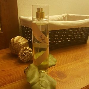 Nude by Rhianna Body Spray