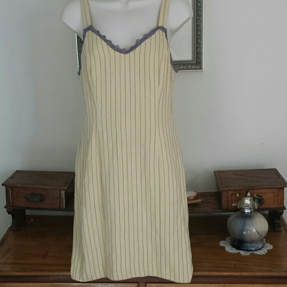 HUGO BUSCATI. Dress
