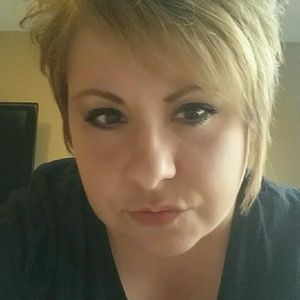 Meet your Posher, Janet