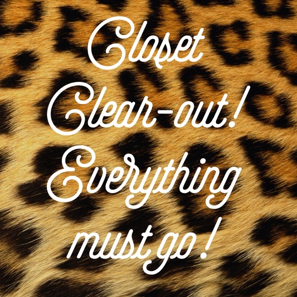 ✨✨MAKE AN OFFER!✨✨