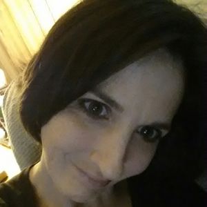 Meet your Posher, Carrie