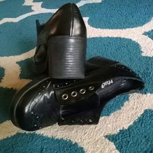 Mudd Wing Tip Chunky Heels