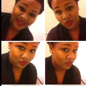 Meet your Posher, Monique